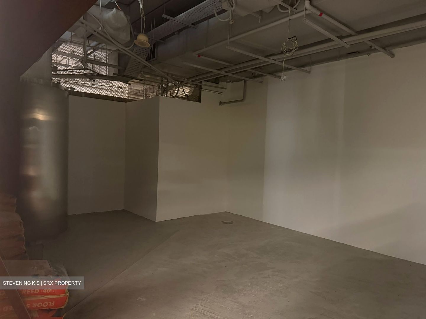 Dhoby Ghaut MRT (D9), Retail #575041661